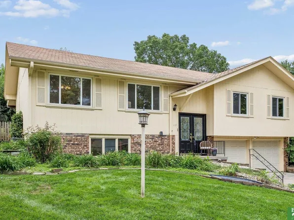 431 S 150th Cir, Omaha, NE 68154