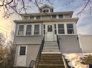 212 Stimson St, West Roxbury, MA 02132