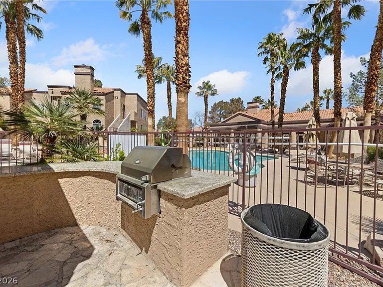 9325 W Desert Inn Rd #151 — Photo 24