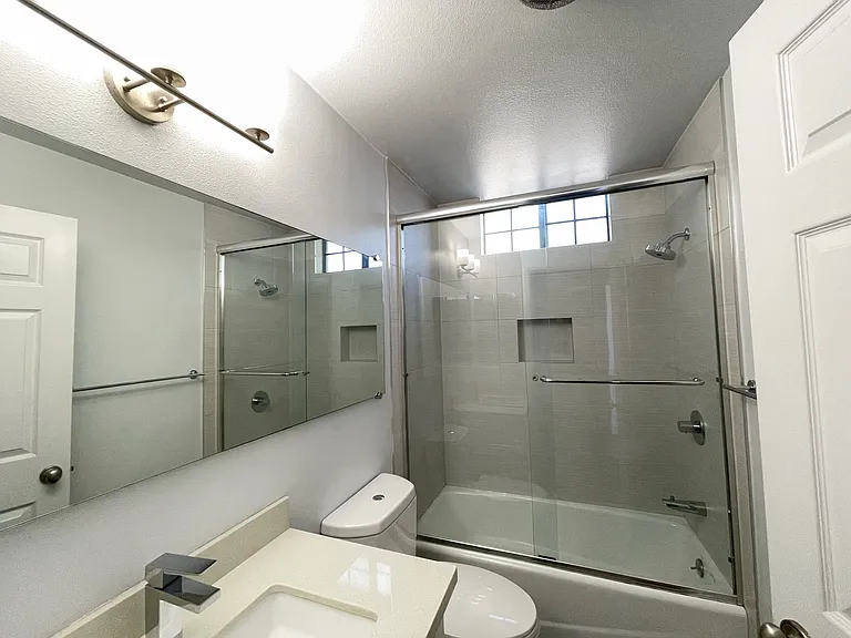 3815 McLaughlin Ave — Photo 22