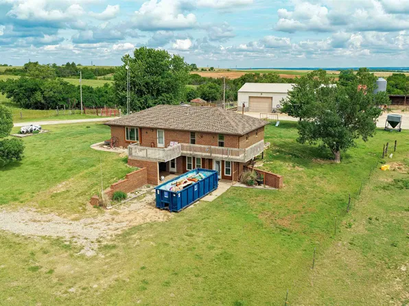 5501 E Shipton Rd, New Cambria, KS 67470