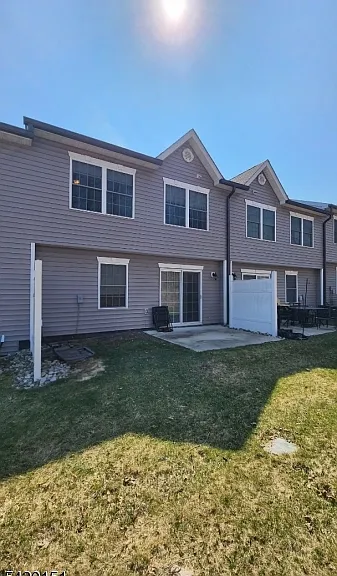 4 Joseph Dr — Photo 42