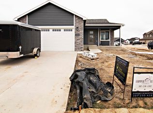 1209 Brown Duck Dr, Gillette, WY 82718