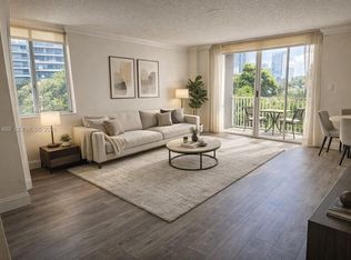 126 SW 17th Rd APT 407, Miami, FL 33129