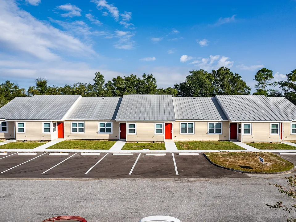 Timberland Apartments
