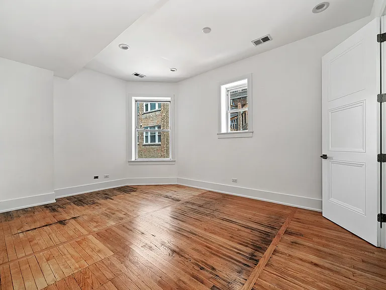 1412 N Washtenaw Ave #3 — Photo 11
