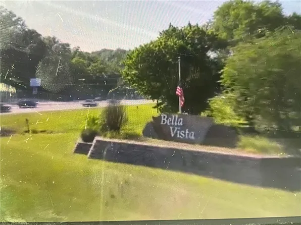 N Kirby Dr #42, Bella Vista, AR 72714