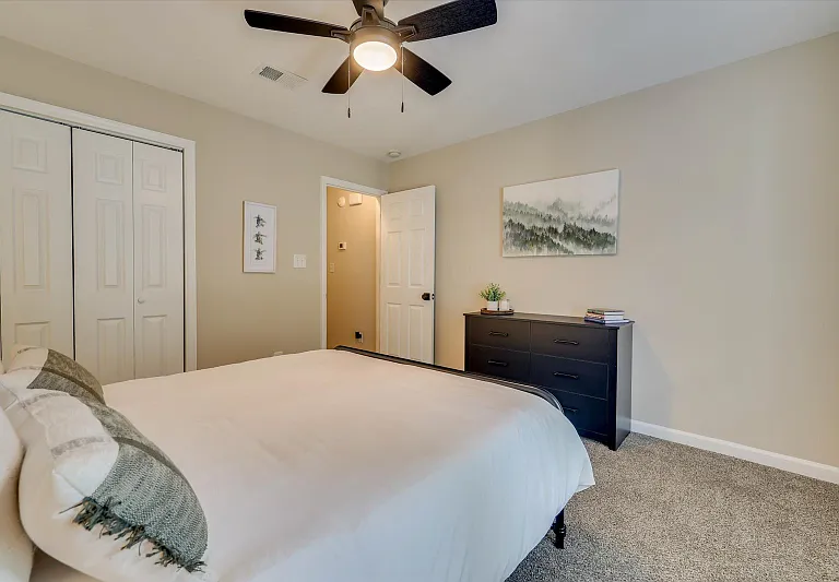 4467 Belair Dr #4 — Photo 20