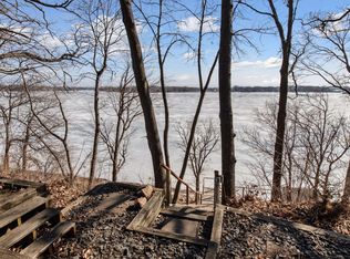 4877 Island View Dr, Mound, MN 55364