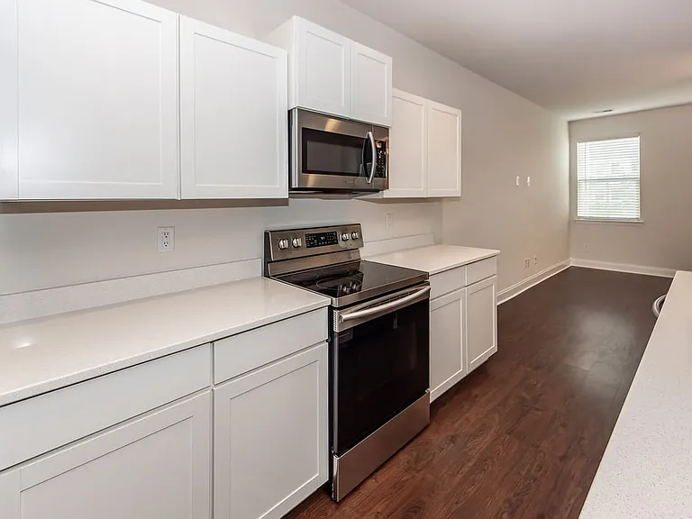 7787 Montview Rd — Photo 43
