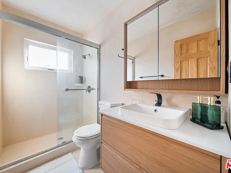 4855 Seldner Ave — Photo 16