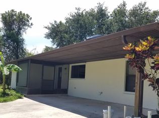 1055 SE Ponderosa Rd, Stuart, FL 34997