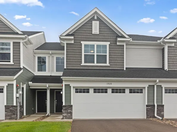 1928 Tyrone Dr, Shakopee, MN 55379