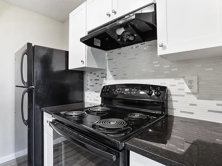 5501 N University Club Blvd — Photo 23