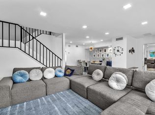 3904 Parkside Lane, Hollywood, FL 33021