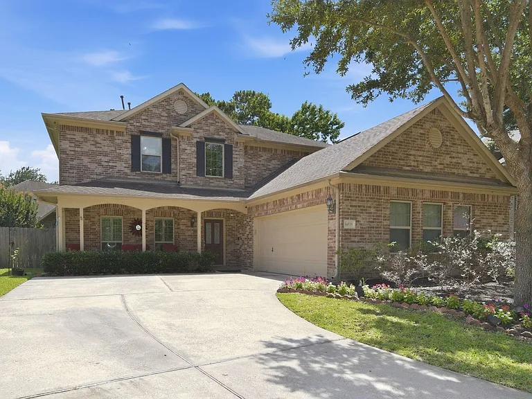 14535 Mountain Cliff Ln — Photo 2