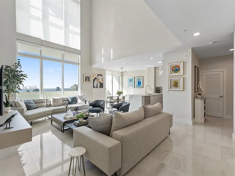 950 Brickell Bay Dr #5507 — Photo 5