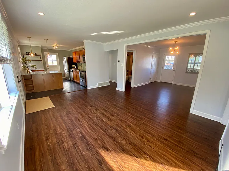 5536 Halwis St — Photo 14