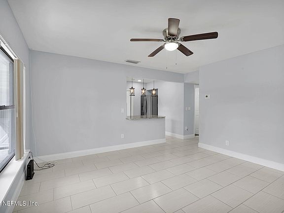 4th image of 3213 CATHEDRAL Lane