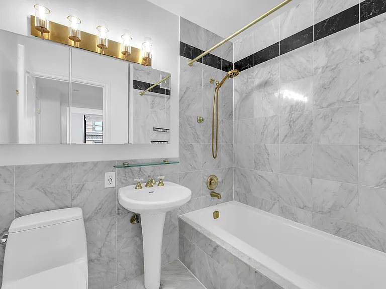 155 W 70th St #11C — Photo 12