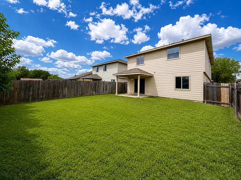 17817 Majestic Elm Ln — Photo 20