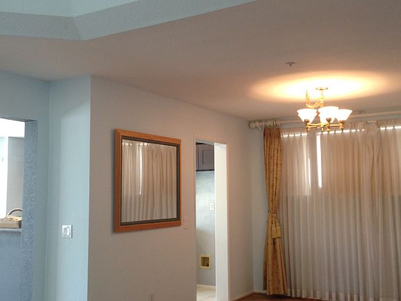 4th image of 536 E Nubia St