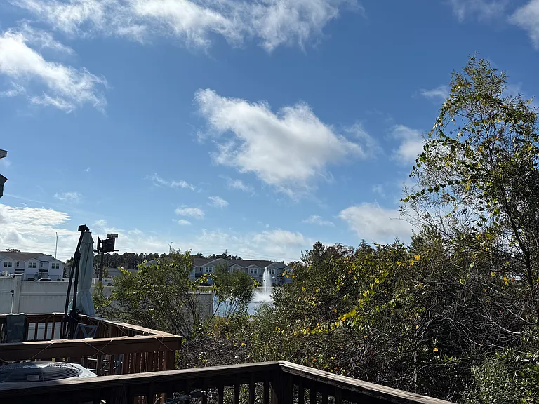 1887 Pointe Dr — Photo 24