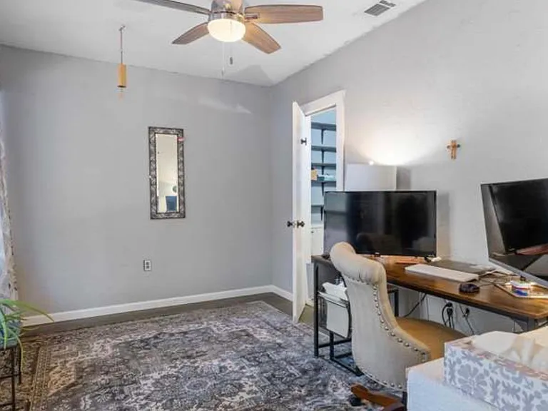 3826 N Briarberry Point — Photo 9