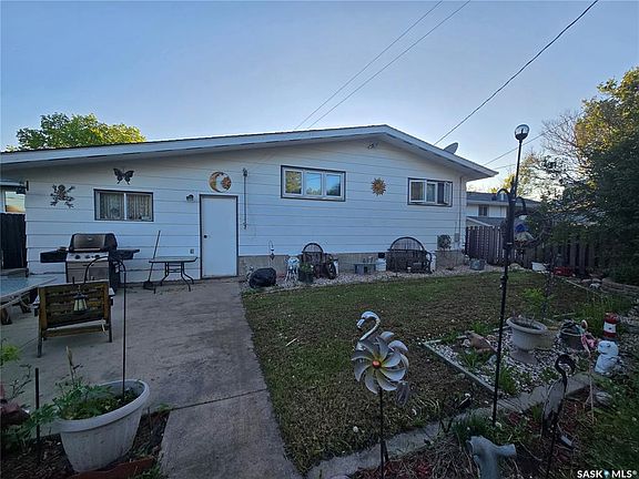 2nd image of 228 10th STREET