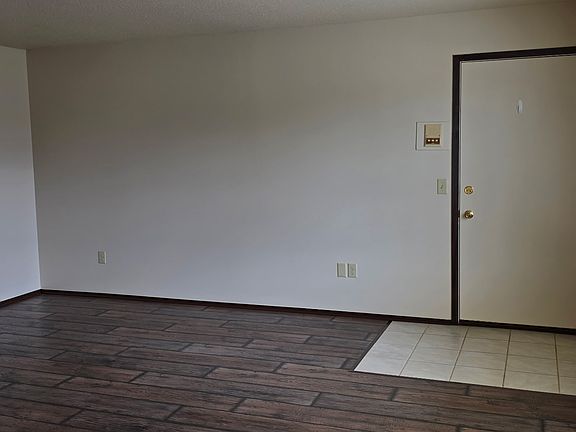 4th image of 6196 Normandy Dr APT 5