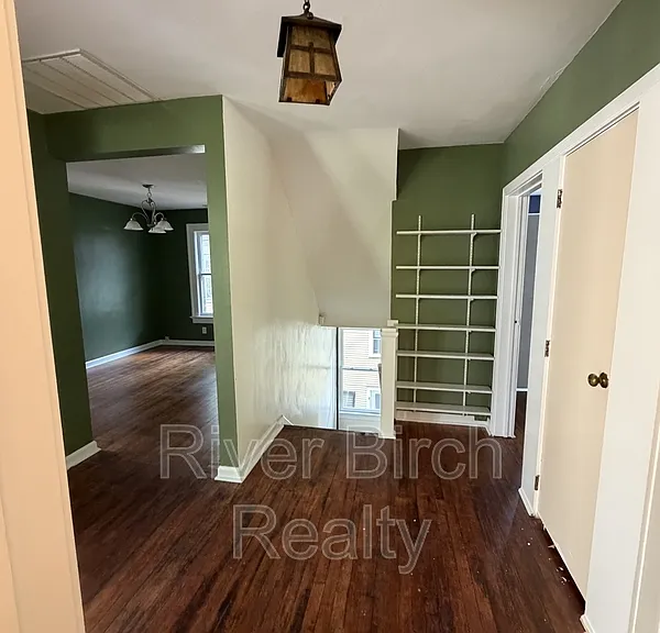 300 S Macarthur Blvd #3 — Photo 9