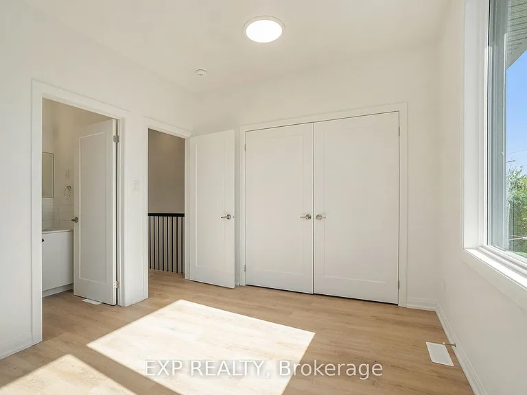 255 Castor St #202 — Photo 14