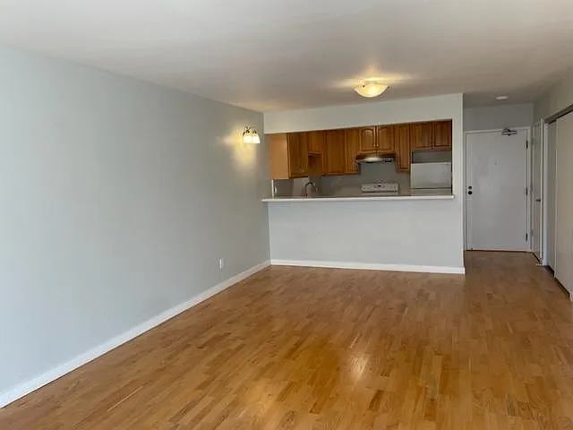 1 bed, 714 sqft, $4,000 — Photo 3