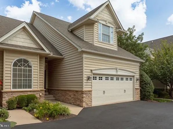 810 E Kennedy Rd, North Wales, PA 19454