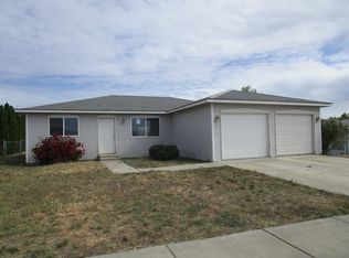 1422 Ashbrooks Way, Tieton, WA 98947