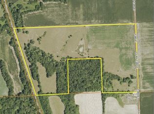 1380 East Rd, Kane, IL 62054