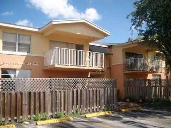 4630 NW 79th Ave APT 2D, Doral, FL 33166