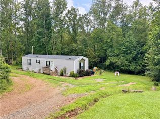 148 Big Jim Dr, Cleveland, GA 30528
