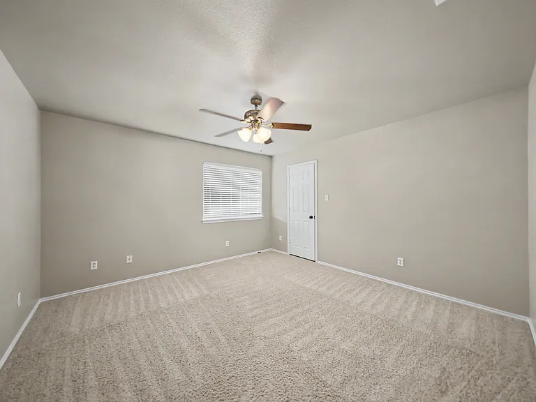 2203 Ryan Dr — Photo 28