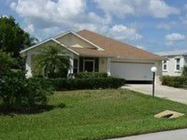 26235 Bonita Fairways Cir, Bonita Springs, FL 34135