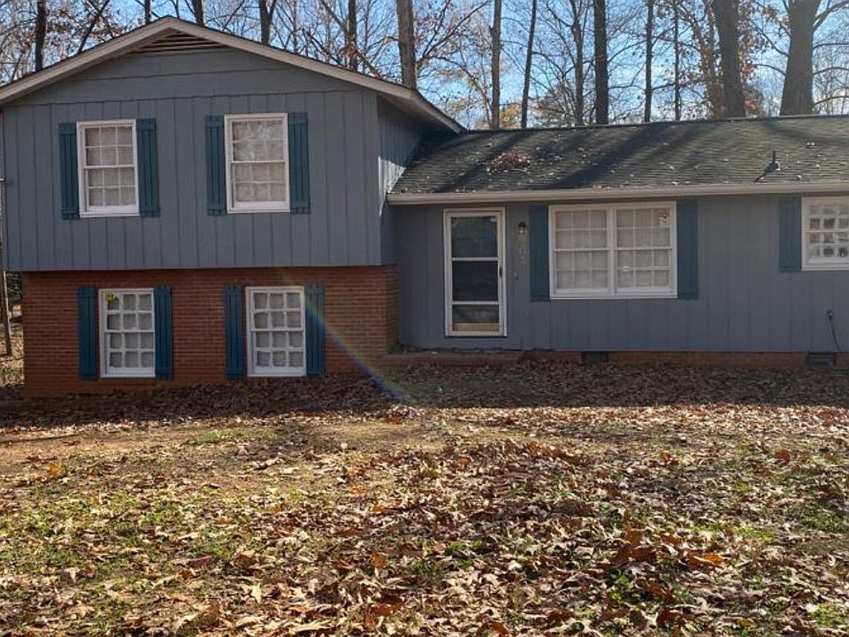 1st image of 203 Anglewood Dr