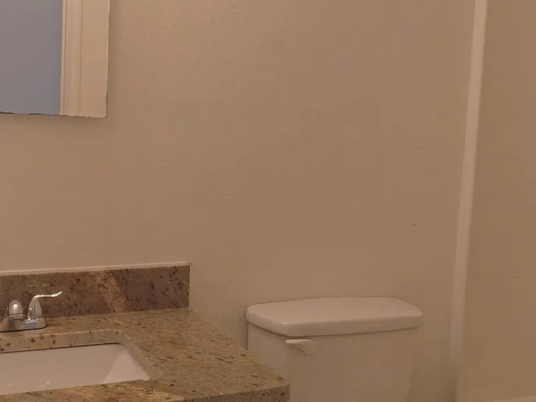 2644 Windy Point Ct — Photo 13