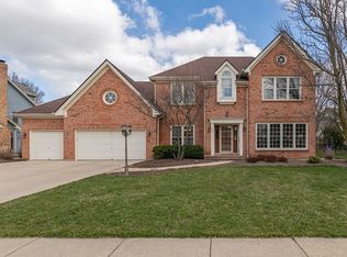 1042 Kristin Ct, Batavia, IL 60510