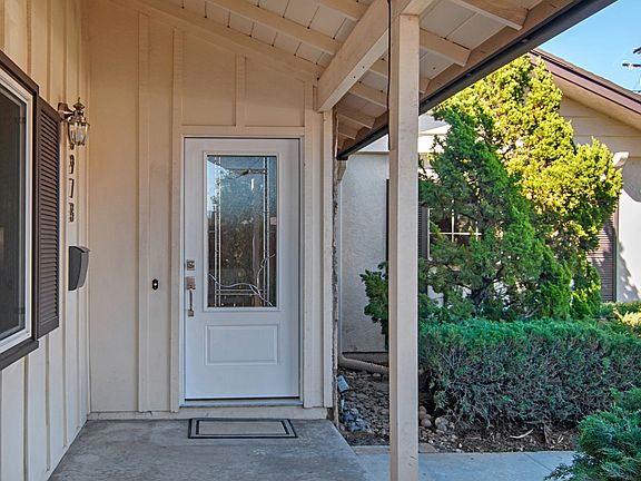 4th image of 6978 Bobhird Dr