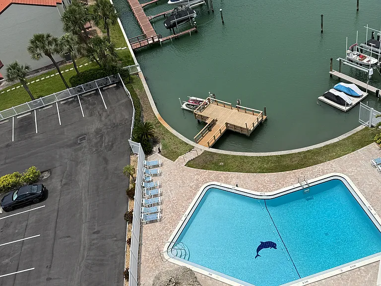 255 Dolphin Point #Penthouse 2 — Photo 19