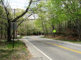 1275 Millstone Rd, Sag Harbor, NY 11963