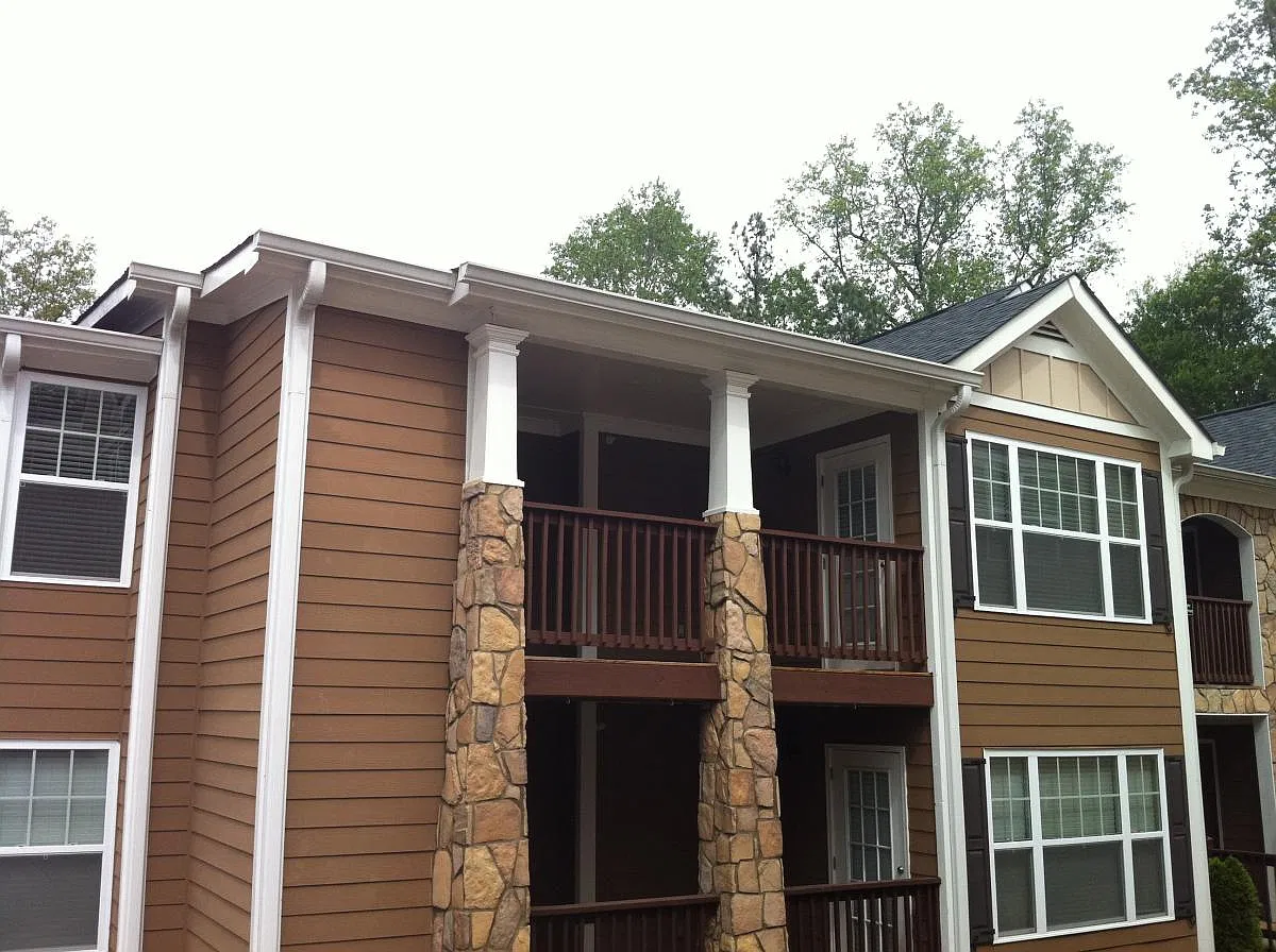 2 bed, 1350 sqft, $1,025 — Photo 2