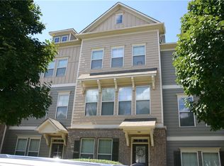 627 Grove Manor Park, Suwanee, GA 30024