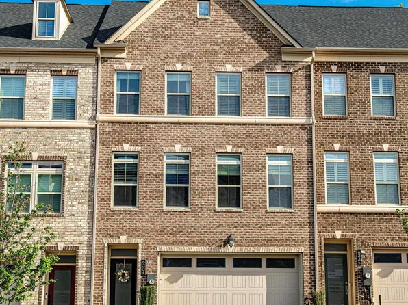 6334 Islington St, Baltimore, MD 21220