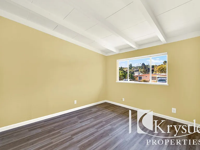 1114 Coronel Ave — Photo 10